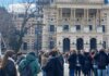 Docentes realizaron una olla popular frente a la Gobernación y evalúan un paro de 48 horas por reclamos salariales Docentes realizaron una olla popular frente a la Gobernación y evalúan un paro de 48 horas por reclamos salariales