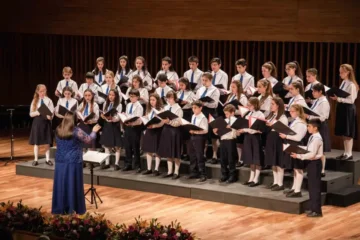 El Gobierno disolvió el Coro Nacional de Niños tras casi 60 años de actividad El Gobierno disolvió el Coro Nacional de Niños tras casi 60 años de actividad