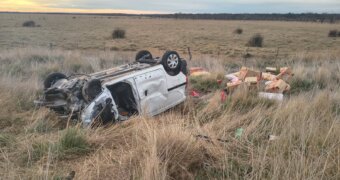 Cuatro heridos tras un choque entre una camioneta y una Kangoo en la ruta provincial 1 Cuatro heridos tras un choque entre una camioneta y una Kangoo en la ruta provincial 1
