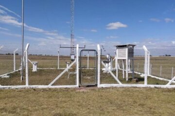 La estación meteorológica de Pigüé podría quedarse sin luz e internet por una deuda con los servicios La estación meteorológica de Pigüé podría quedarse sin luz e internet por una deuda con los servicios