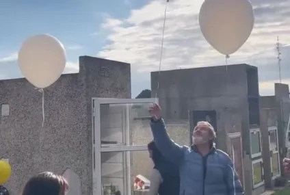 Con una emotiva suelta de globos, recordaron a Lucio Dupuy el día en que habría cumplido 10 años Con una emotiva suelta de globos, recordaron a Lucio Dupuy el día en que habría cumplido 10 años