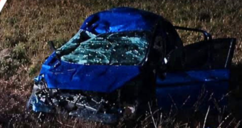 Internan en el Penna a dos chicos luego de un vuelco en la Ruta 33 cerca de Cochicó Internan en el Penna a dos chicos luego de un vuelco en la Ruta 33 cerca de Cochicó