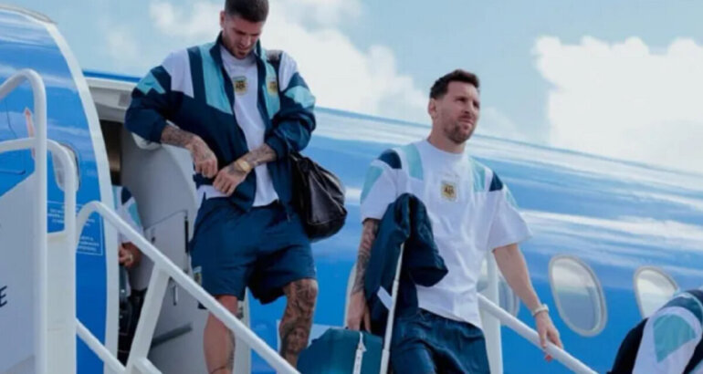 La AFA confirmó que sólo parte del plantel de la Selección regresa a Argentina La AFA confirmó que sólo parte del plantel de la Selección regresa a Argentina