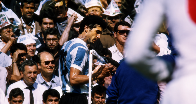 Murió Antonio Rattín, ídolo de Boca y leyenda del fútbol argentino Murió Antonio Rattín, ídolo de Boca y leyenda del fútbol argentino