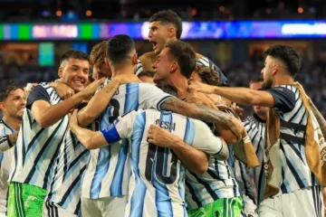 En un partido para el infarto, Argentina eliminó a Cabo Verde y está en octavos del Mundial En un partido para el infarto, Argentina eliminó a Cabo Verde y está en octavos del Mundial