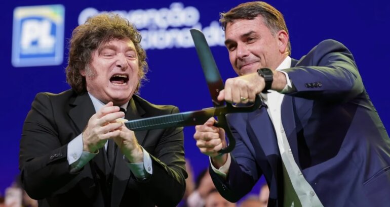Fuerte rechazo a Milei que, en Brasil, llamó «ladrón» y «Basura» a Lula para apoyar a Bolsonaro Fuerte rechazo a Milei que, en Brasil, llamó «ladrón» y «Basura» a Lula para apoyar a Bolsonaro