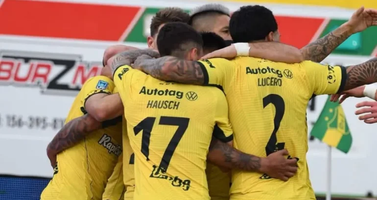 Defensa y Justicia sufrió hasta el final pero se impuso ante Riestra en Varela Defensa y Justicia sufrió hasta el final pero se impuso ante Riestra en Varela