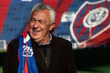 Pipo Gorosito es el nuevo DT de San Lorenzo Pipo Gorosito es el nuevo DT de San Lorenzo
