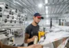 La industria textil no encuentra piso: la actividad cayó 22,2% en abril y las fábricas trabajan al 42% de su capacidad La industria textil no encuentra piso: la actividad cayó 22,2% en abril y las fábricas trabajan al 42% de su capacidad