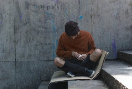 Un estudio de la UBA reveló que casi la mitad de los jóvenes argentinos vive en situación de vulnerabilidad Un estudio de la UBA reveló que casi la mitad de los jóvenes argentinos vive en situación de vulnerabilidad