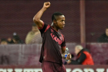 Lanús pegó en el momento justo y derrotó a San Lorenzo por el Clausura Lanús pegó en el momento justo y derrotó a San Lorenzo por el Clausura