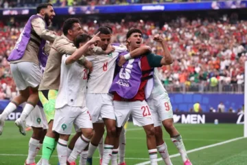 Marruecos goleó a Canadá y clasificó a los cuartos de final del Mundial Marruecos goleó a Canadá y clasificó a los cuartos de final del Mundial