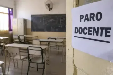 Docentes bonaerenses convocan a un nuevo paro para después de las vacaciones de invierno Docentes bonaerenses convocan a un nuevo paro para después de las vacaciones de invierno