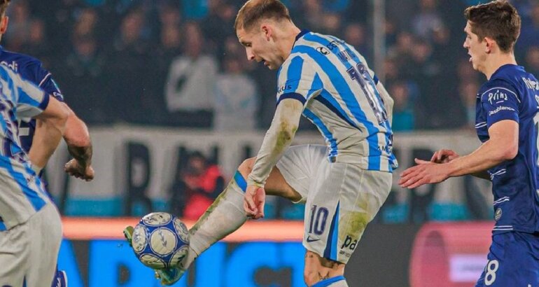Con polémica sobre el final, Racing venció a Gimnasia Con polémica sobre el final, Racing venció a Gimnasia