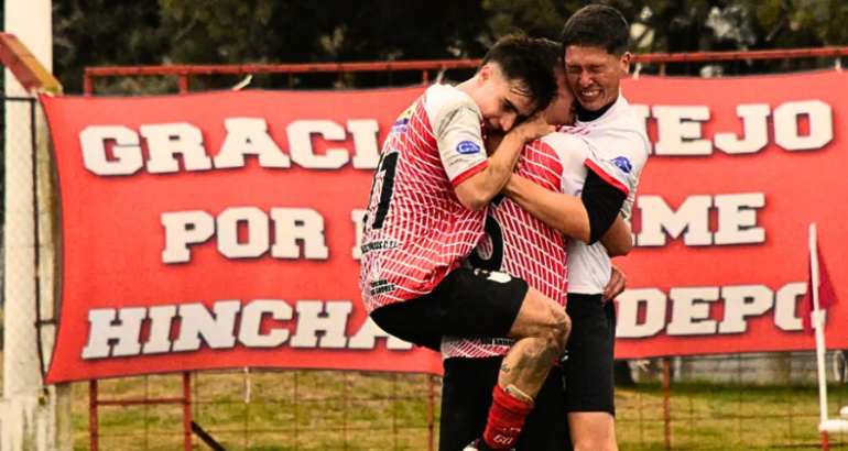 Deportivo Rivera busca cerrar el Apertura de Reserva con una vuelta olímpica Deportivo Rivera busca cerrar el Apertura de Reserva con una vuelta olímpica