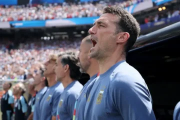 Scaloni, algo más calmo, habló sobre su continuidad en la Selección: «Hasta diciembre y después seguramente corte» Scaloni, algo más calmo, habló sobre su continuidad en la Selección: «Hasta diciembre y después seguramente corte»