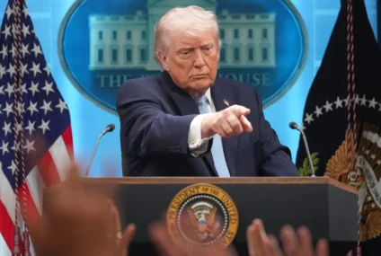 Trump incluyó a Argentina en una nueva suba de aranceles a escala global Trump incluyó a Argentina en una nueva suba de aranceles a escala global