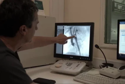 Hito médico en Argentina: salvan a un bebé de 49 días implantandole un stent que se disuelve en un año Hito médico en Argentina: salvan a un bebé de 49 días implantandole un stent que se disuelve en un año