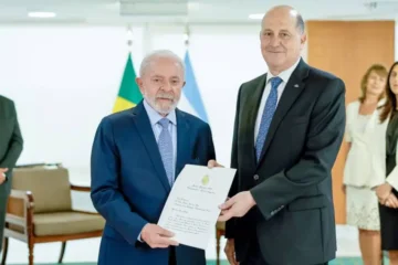 Brasil pidió la salida del embajador argentino del vecino país y profundiza la crisis diplomática con Milei Brasil pidió la salida del embajador argentino del vecino país y profundiza la crisis diplomática con Milei