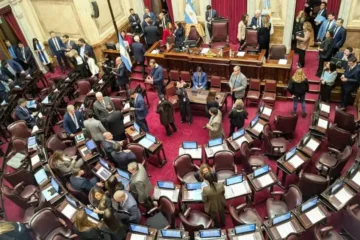 Sin el capítulo de tierras, el Senado debate la Ley de Propiedad Privada Sin el capítulo de tierras, el Senado debate la Ley de Propiedad Privada