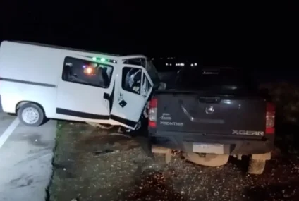 Chocó una combi de la UTN en la Ruta 33: hay 11 estudiantes heridos trasladados a Pigüé Chocó una combi de la UTN en la Ruta 33: hay 11 estudiantes heridos trasladados a Pigüé