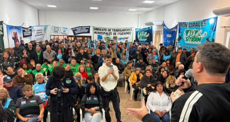 Municipales bonaerenses lanzan un «plan de lucha total, permanente y prolongado» por salarios en toda la provincia Municipales bonaerenses lanzan un «plan de lucha total, permanente y prolongado» por salarios en toda la provincia