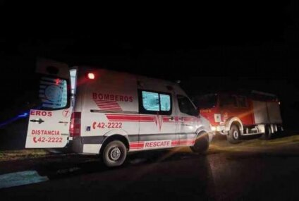 Tragedia en Buenos Aires: siete muertos, entre ellos tres menores, tras un choque frontal entre un camión y un auto Tragedia en Buenos Aires: siete muertos, entre ellos tres menores, tras un choque frontal entre un camión y un auto