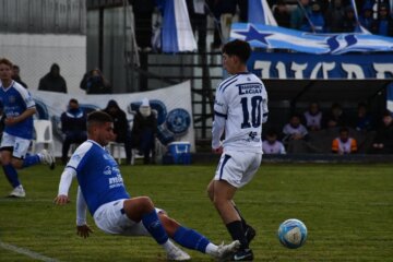 Liga Regional: Racing ganó en Carhué y San Martín rescató un empate en Pigüé en la segunda fecha del Clausura Liga Regional: Racing ganó en Carhué y San Martín rescató un empate en Pigüé en la segunda fecha del Clausura