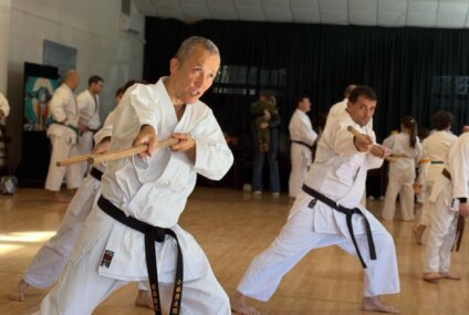 El karate japonés llegó a Carhué de la mano del maestro Takeyuki Endo El karate japonés llegó a Carhué de la mano del maestro Takeyuki Endo