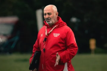 El «Santo» carhuense inicia una nueva etapa: Eduardo López dejó de ser el director técnico El «Santo» carhuense inicia una nueva etapa: Eduardo López dejó de ser el director técnico