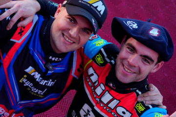 Todino hizo volar al auto de Martini y se quedó con la final de invitados del Turismo Pista Clase 3 Todino hizo volar al auto de Martini y se quedó con la final de invitados del Turismo Pista Clase 3