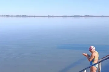 Carhué será sede del Campeonato de Nadadores de Aguas Frías en el Lago Epecuén Carhué será sede del Campeonato de Nadadores de Aguas Frías en el Lago Epecuén
