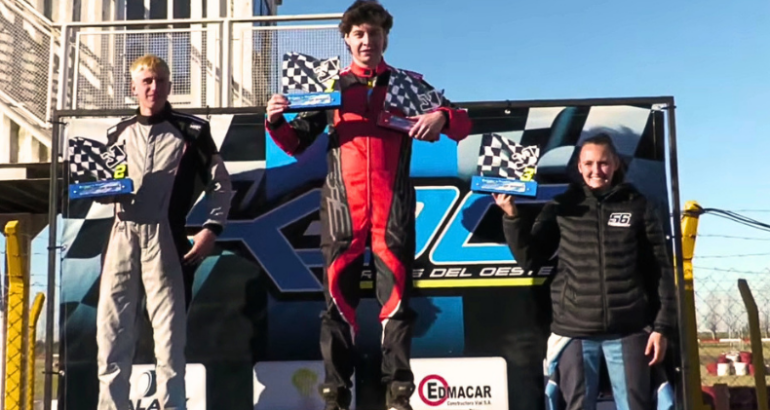 Rivera aceleró fuerte en el Kartódromo: victoria de Santiago Delgado y protagonismo de Lucía Todino Rivera aceleró fuerte en el Kartódromo: victoria de Santiago Delgado y protagonismo de Lucía Todino