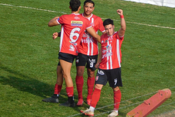 Deportivo festejó en casa e Independiente sumó en Pigüé en la previa al clásico Deportivo festejó en casa e Independiente sumó en Pigüé en la previa al clásico