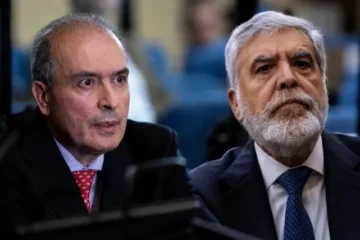 Julio De Vido y José López a un paso del veredicto entre pedidos de absolución y prescripción Julio De Vido y José López a un paso del veredicto entre pedidos de absolución y prescripción