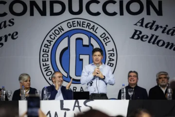 Kicillof: «¿Qué macro va a andar bien, si a la gente no le alcanza?» Kicillof: «¿Qué macro va a andar bien, si a la gente no le alcanza?»