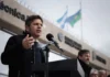 Kicillof cuestionó al Gobierno por la falta de inversión en rutas: «Milei se está robando los recursos» Kicillof cuestionó al Gobierno por la falta de inversión en rutas: «Milei se está robando los recursos»