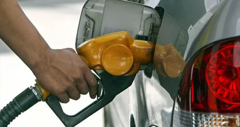 Las ventas de combustibles cayeron 6,4% en julio y acumulan seis meses de bajas Las ventas de combustibles cayeron 6,4% en julio y acumulan seis meses de bajas