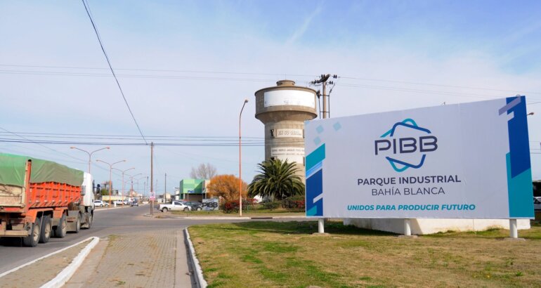Empresas de Adolfo Alsina podrán incorporarse al Banco de Datos del Parque Industrial de Bahía Blanca Empresas de Adolfo Alsina podrán incorporarse al Banco de Datos del Parque Industrial de Bahía Blanca