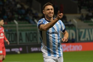 Racing cortó la mufa con un triunfo sobre Belgrano y se metió en cuartos de final de Copa Argentina Racing cortó la mufa con un triunfo sobre Belgrano y se metió en cuartos de final de Copa Argentina