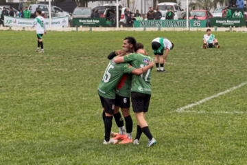 Independiente goleó a Comercio y llega entonado al clásico ante un Deportivo que cayó en Guaminí Independiente goleó a Comercio y llega entonado al clásico ante un Deportivo que cayó en Guaminí