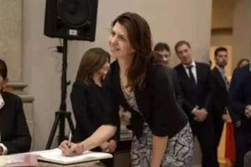 Revocan el fallo que declaró inconstitucional la baja de la edad de punibilidad y apartan a la jueza De Marinis Revocan el fallo que declaró inconstitucional la baja de la edad de punibilidad y apartan a la jueza De Marinis