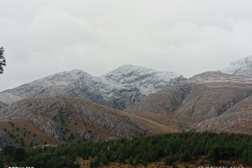 La nieve volvió a cubrir las sierras y dejó una postal invernal en la Comarca Serrana La nieve volvió a cubrir las sierras y dejó una postal invernal en la Comarca Serrana