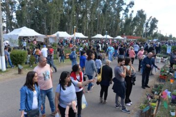 Cazón, el “pueblo del millón de árboles”, cumple 130 años y lo celebra con un gran fin de semana Cazón, el “pueblo del millón de árboles”, cumple 130 años y lo celebra con un gran fin de semana