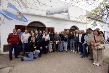 Katopodis pasó por Carhué y pidió “escuchar y acompañar” las demandas de cada localidad Katopodis pasó por Carhué y pidió “escuchar y acompañar” las demandas de cada localidad