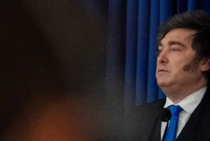 En París, Milei volvió a hablar de la reelección y prometió que 2028 será «el mejor año económico de la historia» En París, Milei volvió a hablar de la reelección y prometió que 2028 será «el mejor año económico de la historia»
