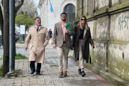 Nebot presentó su descargo ante la Comisión Investigadora del Concejo Deliberante de Saavedra Nebot presentó su descargo ante la Comisión Investigadora del Concejo Deliberante de Saavedra