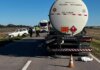 Dos heridos graves tras un choque entre un auto y un camión de combustible en la Ruta 35 Dos heridos graves tras un choque entre un auto y un camión de combustible en la Ruta 35