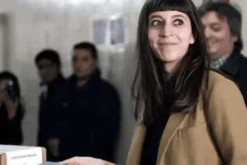 Los más de cinco millones de dólares de Florencia Kirchner quedaron disponibles para ser decomisados Los más de cinco millones de dólares de Florencia Kirchner quedaron disponibles para ser decomisados