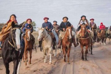 Salliqueló y Leubucó preparan una nueva cabalgata con almuerzo show Salliqueló y Leubucó preparan una nueva cabalgata con almuerzo show